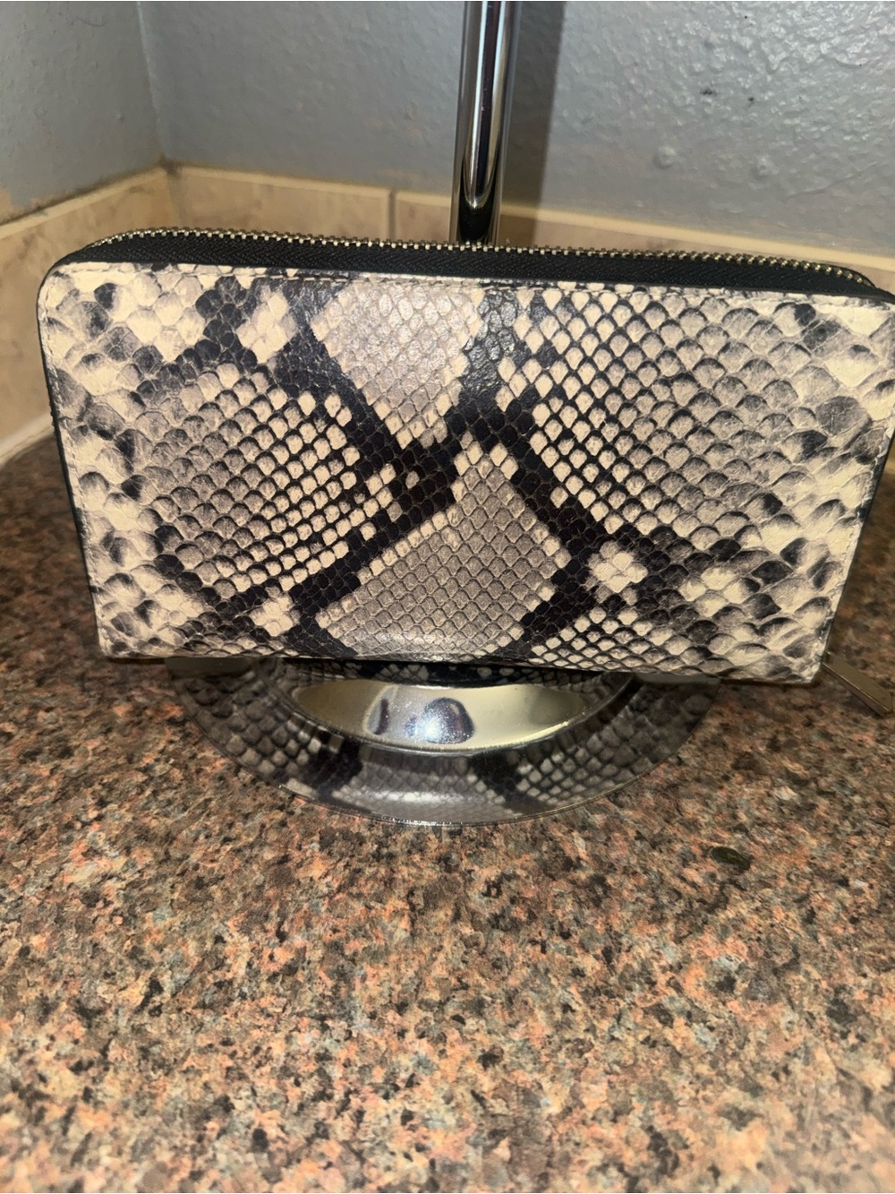 Tory Burch Snake Print long wallet EUC - Picture 2 of 5